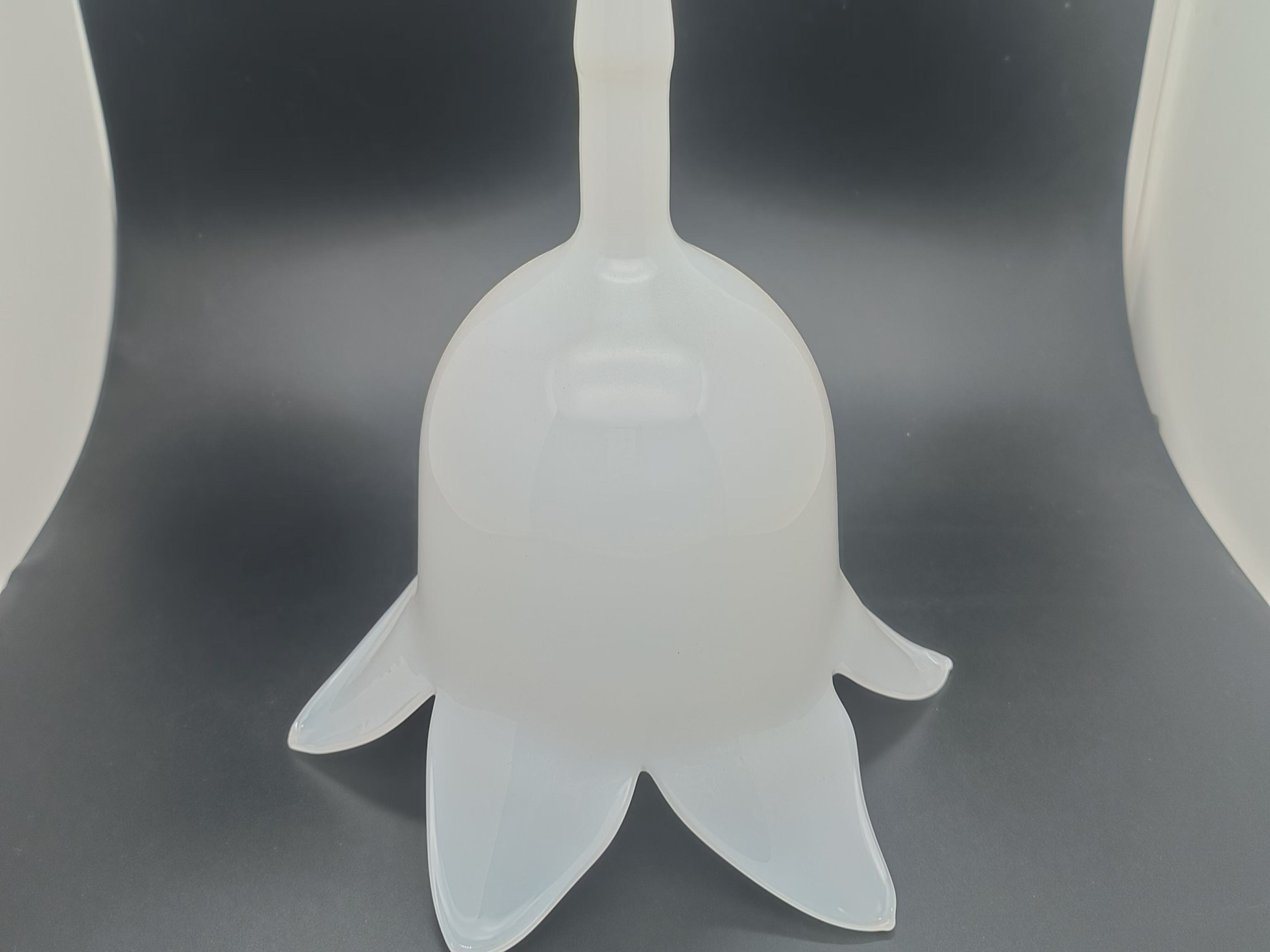 白玉鈴蘭玻璃燈罩