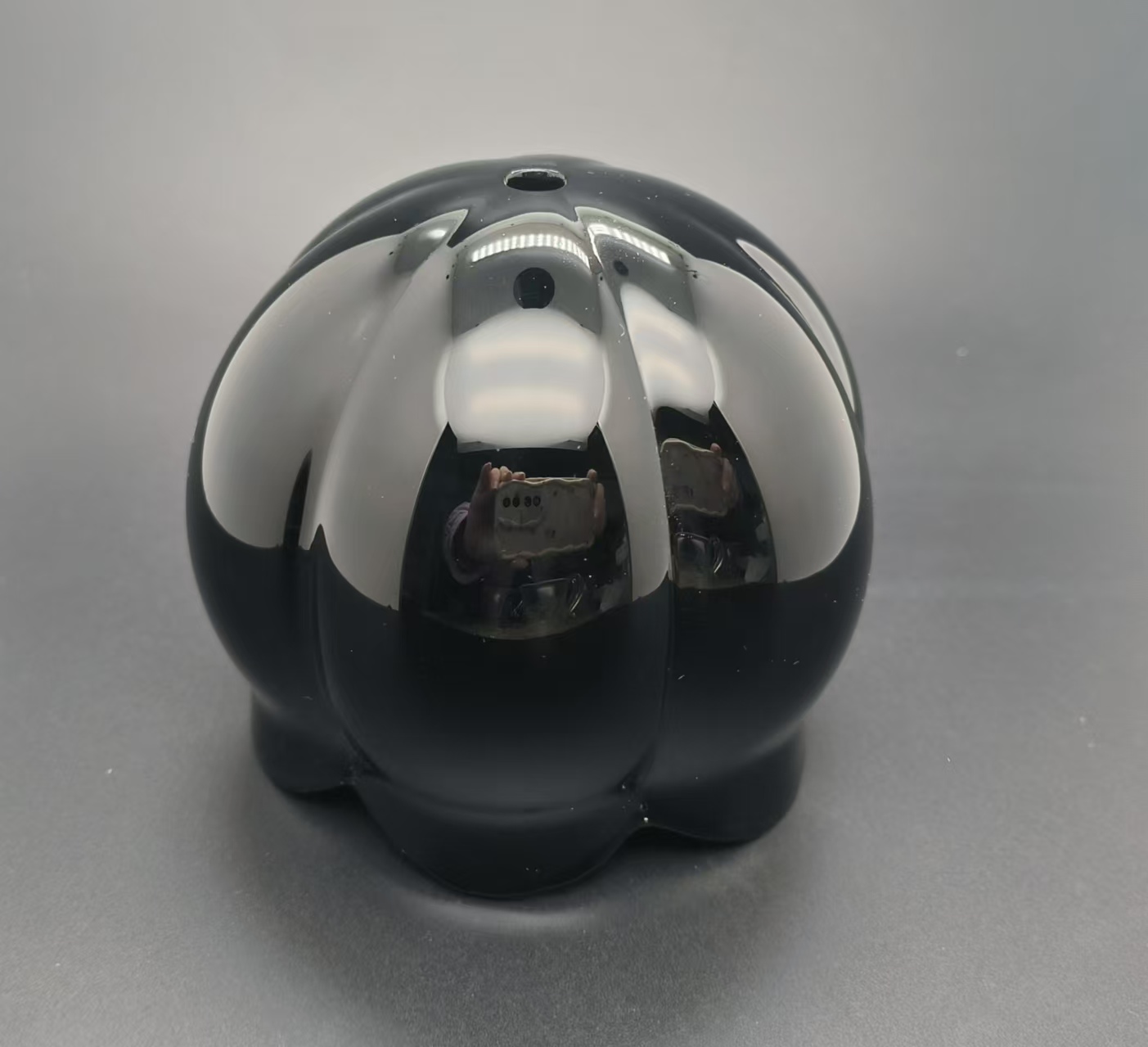 黑色花瓣狀玻璃燈罩